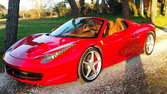 Noleggio Ferrari 458 Italia